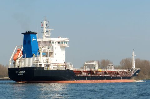 Covadonga in IJmuiden, 3 apr 2016
