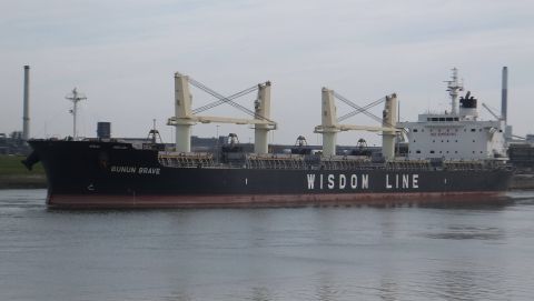 BUNUN BRAVE in IJmuiden, 10 apr 2016
