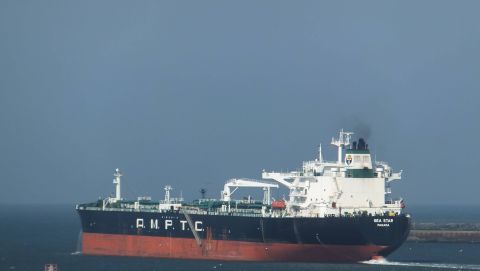 SEA STAR in IJmuiden, 11 apr 2016