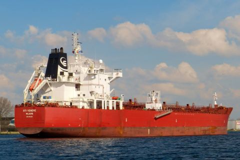 STI VENERE in IJmuiden, 12 apr 2016