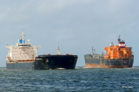 Golden Bull in IJmuiden, 19 apr 2016