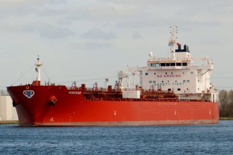 VUKOVAR in IJmuiden, 22 apr 2016
