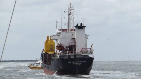 MEKHANIK PUSTOSHNYY in IJmuiden, 30 apr 2016