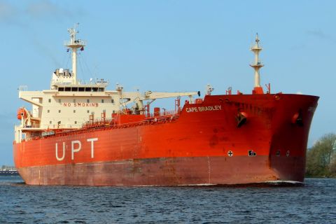 CAPE BRADLEY in IJmuiden, 3 mei 2016