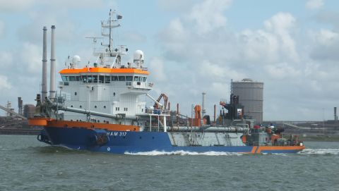 HAM 317 in IJmuiden, 15 mei 2016