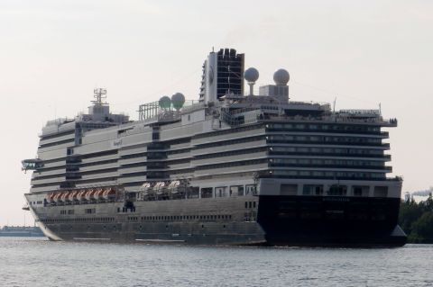 KONINGSDAM in IJmuiden, 19 jun 2016