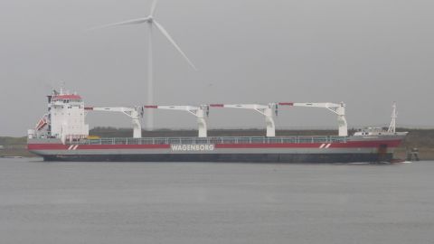 TIBERBORG in IJmuiden, 28 jul 2016