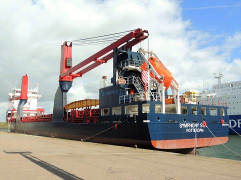 SYMPHONY SEA in IJmuiden, 8 aug 2016