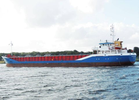 FLUVIUS OTTER in IJmuiden, 8 aug 2016