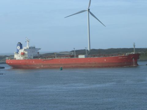 Ardmore Sealifter in IJmuiden, 27 jan 2015