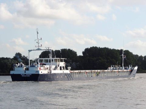 ISLAY TRADER in IJmuiden, 9 sep 2016