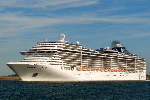 MSC SPLENDIDA in IJmuiden, 10 sep 2016