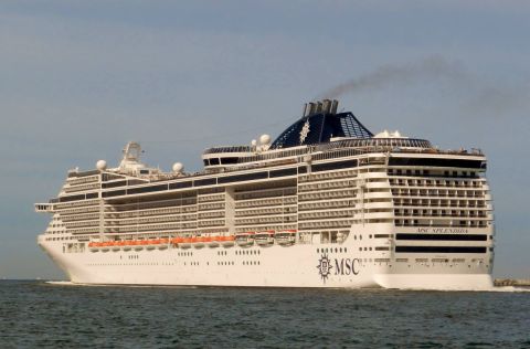 MSC SPLENDIDA in IJmuiden, 10 sep 2016