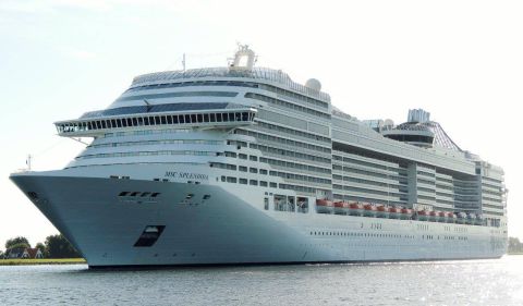 MSC SPLENDIDA in IJmuiden, 10 sep 2016