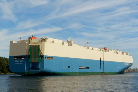 OPAL ACE in IJmuiden, 10 sep 2016