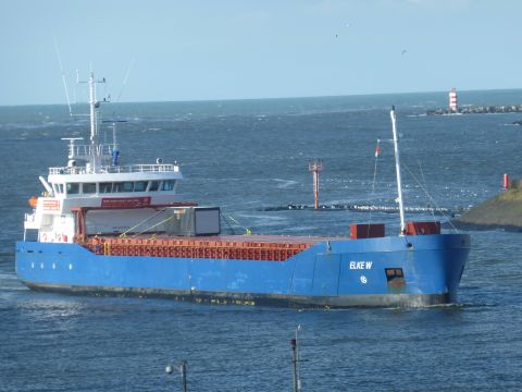 Elke W in IJmuiden, 30 jan 2015