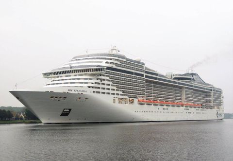 MSC SPLENDIDA in IJmuiden, 16 sep 2016