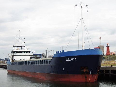 LELIE C in IJmuiden, 19 sep 2016