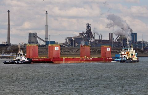 DUTCH BLUE En DINA LAUNCHER in IJmuiden, 5 okt 2016