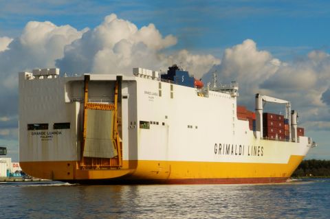 GRANDE LUANDA in IJmuiden, 9 okt 2016