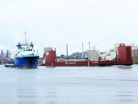 DUTCH BLUE En DINA LAUNCHER in IJmuiden, 18 okt 2016