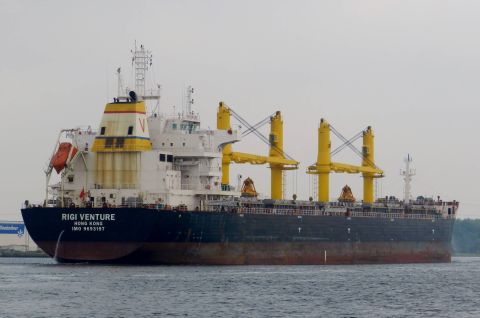 RIGI VENTURE in IJmuiden, 24 okt 2016