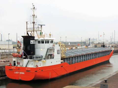 Lady Nona in IJmuiden, 25 okt 2016