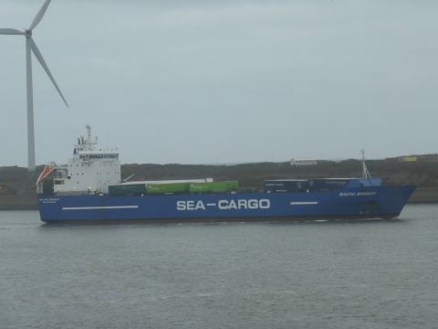 Baltic Bright in IJmuiden, 9 feb 2015