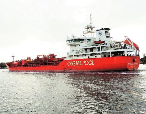 CRYSTAL AMARANTO in IJmuiden, 6 nov 2016