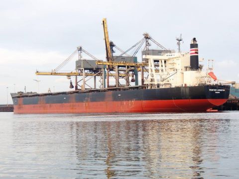FRONTIER LODESTAR in IJmuiden, 8 nov 2016