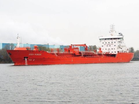 STEN NORDIC in IJmuiden, 9 nov 2016