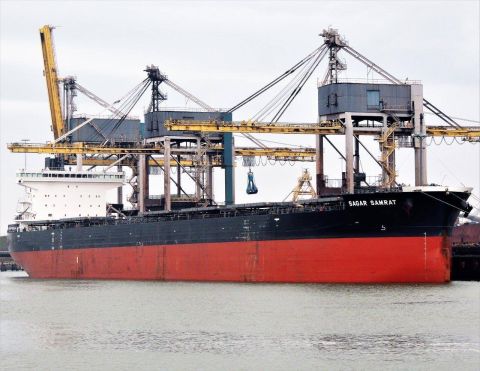 SAGAR SAMRAT in IJmuiden, 23 nov 2016