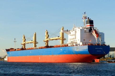 NORD EVEREST in IJmuiden, 25 nov 2016