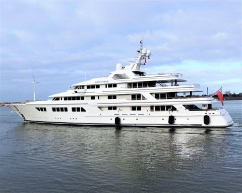 EBONY SHINE in IJmuiden, 3 dec 2016