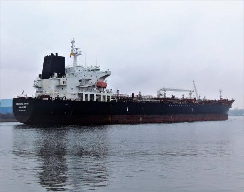 LEOPARD MOON in IJmuiden, 17 dec 2016