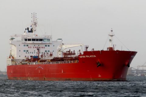 HAFNIA MALACCA in IJmuiden, 24 dec 2016