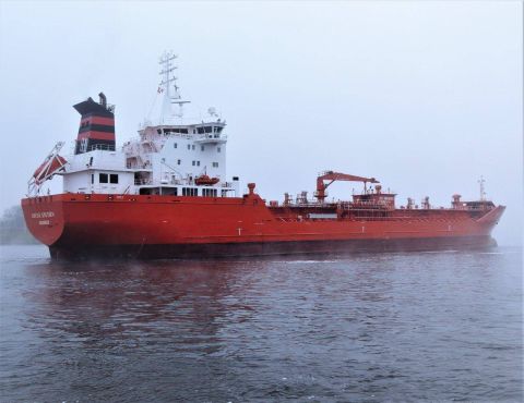 LOUISE KNUTSEN in IJmuiden, 29 dec 2016