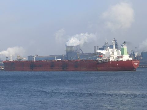 Berge Atlantic in IJmuiden, 19 feb 2015