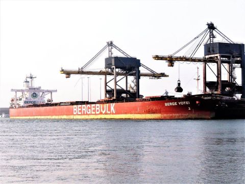 BERGE YOTEI in IJmuiden, 18 feb 2017