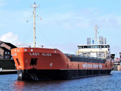 LADY ALIDA in IJmuiden, 1 mrt 2017