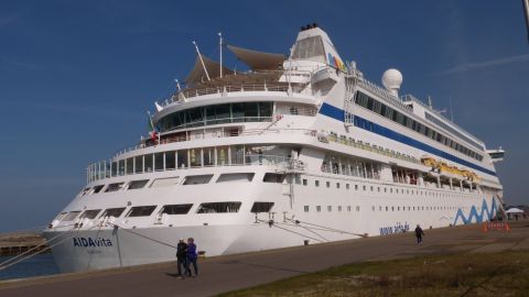 AIDAvita in IJmuiden, 23 mrt 2017