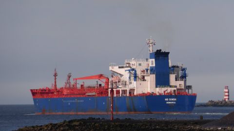 MS SIMON in IJmuiden, 25 mrt 2017