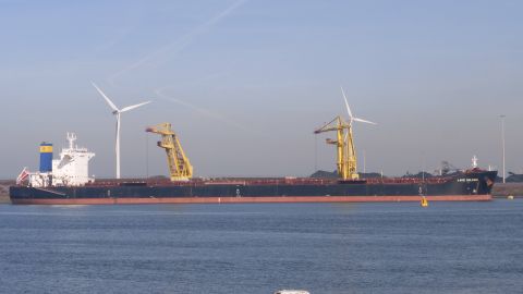 LAKE DOLPHIN in IJmuiden, 27 mrt 2017