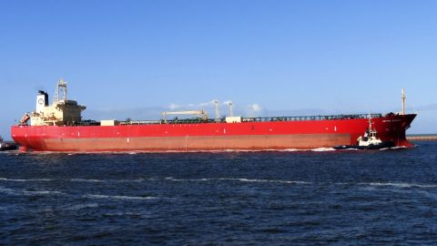 HAFNIA EUROPE in IJmuiden, 8 apr 2017