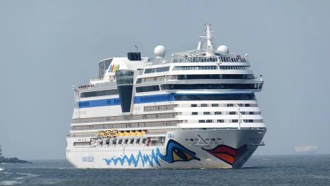 AIDAsol in IJmuiden, 19 apr 2017