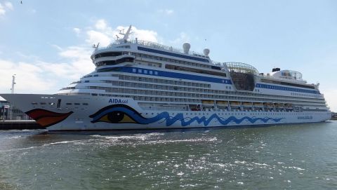 AIDAsol in IJmuiden