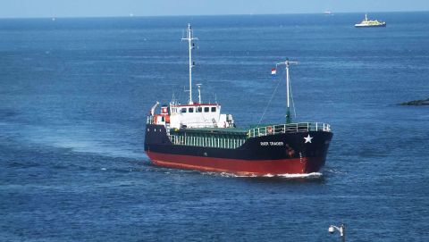 RIVER TRADER in IJmuiden