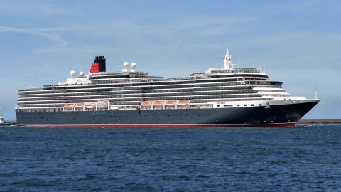 Queen Victoria in IJmuiden, 5 jun 2017
