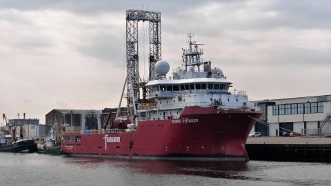 FUGRO VOYAGER in IJmuiden, 8 jul 2017