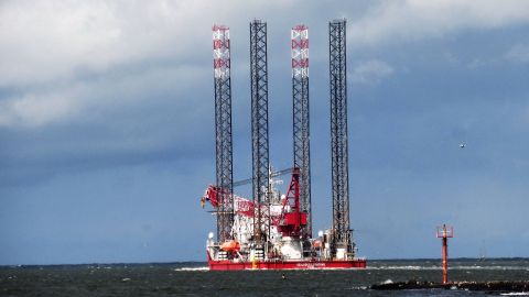 SEAJACKS LEVIATHAN in IJmuiden, 29 jul 2017